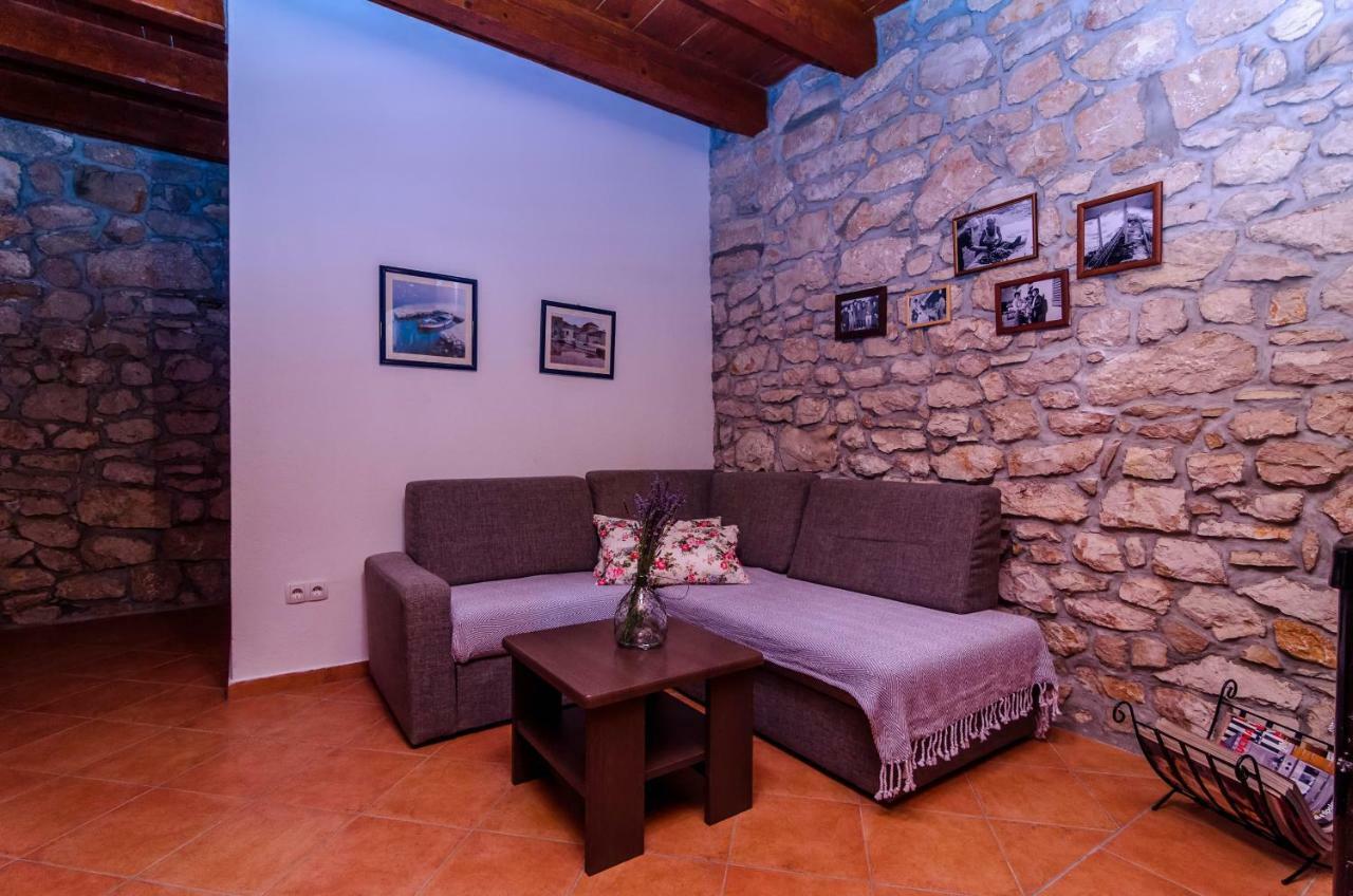 Villa Stone House Knezevic Vinjerac Exterior foto